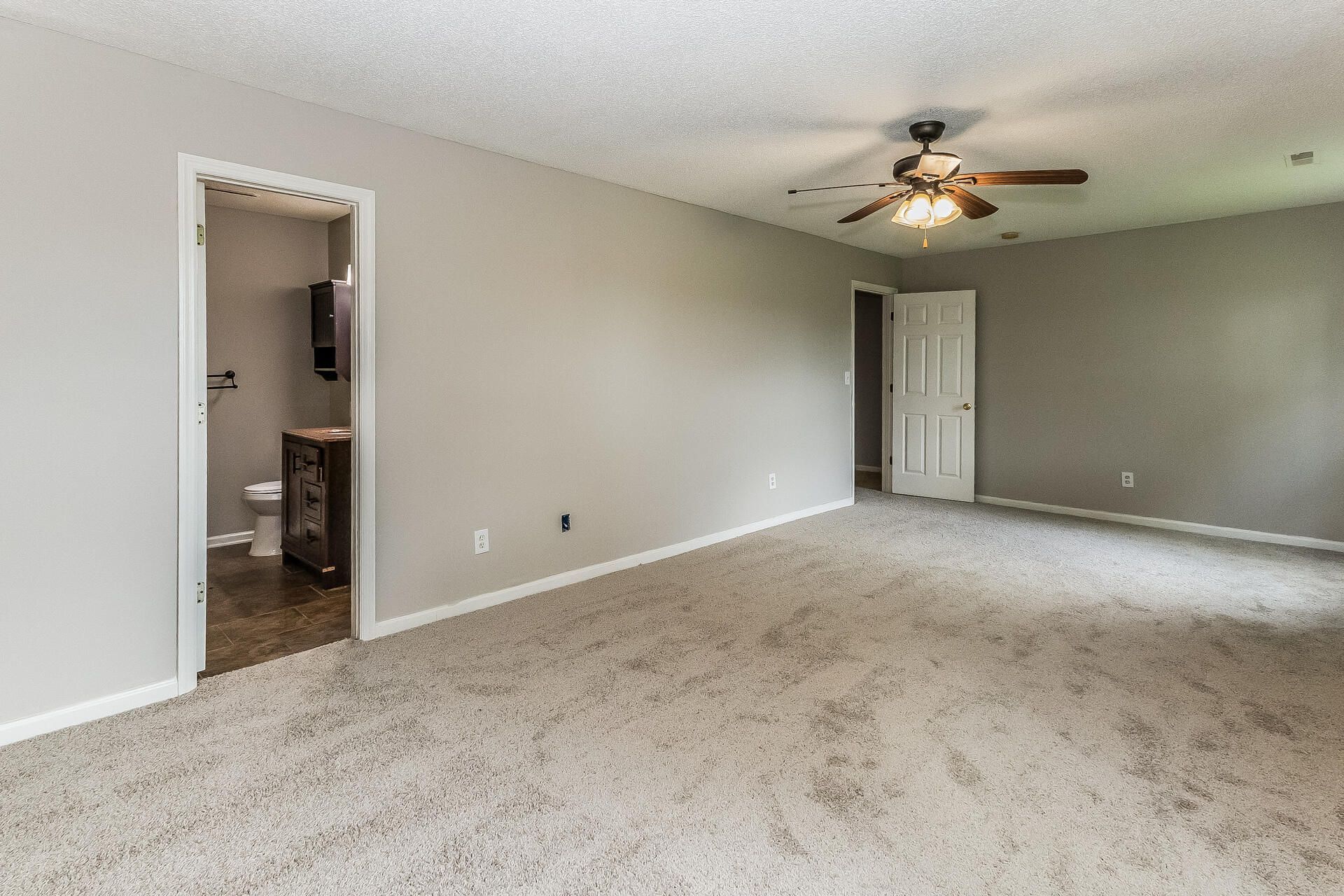 1305 Aubry Drive Photo 9