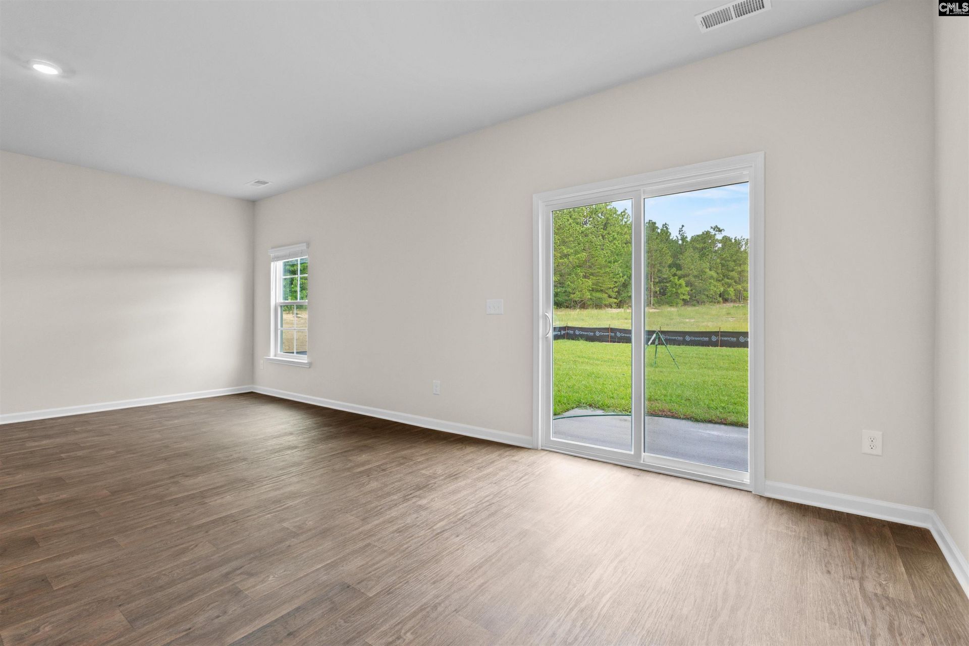 275 South Lake Court  Photo 5