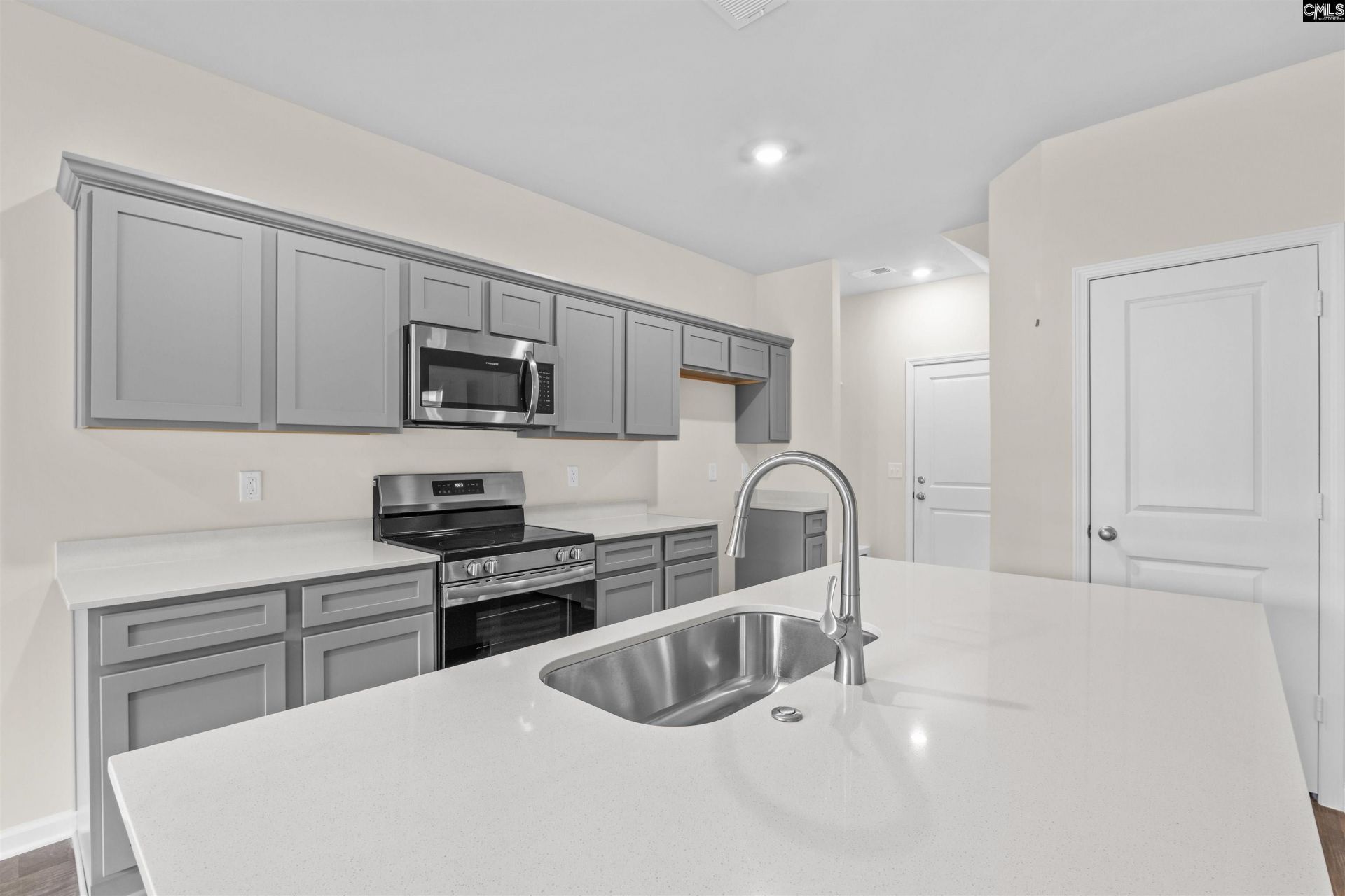 275 South Lake Court  Photo 6