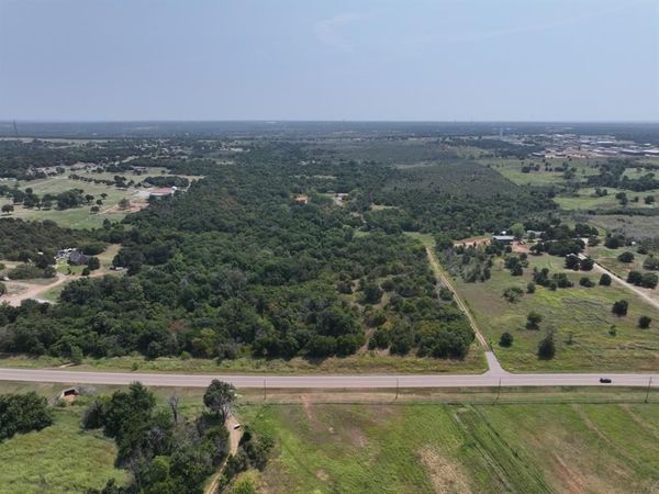 11140 S Coltrane Road, Guthrie, OK 73034