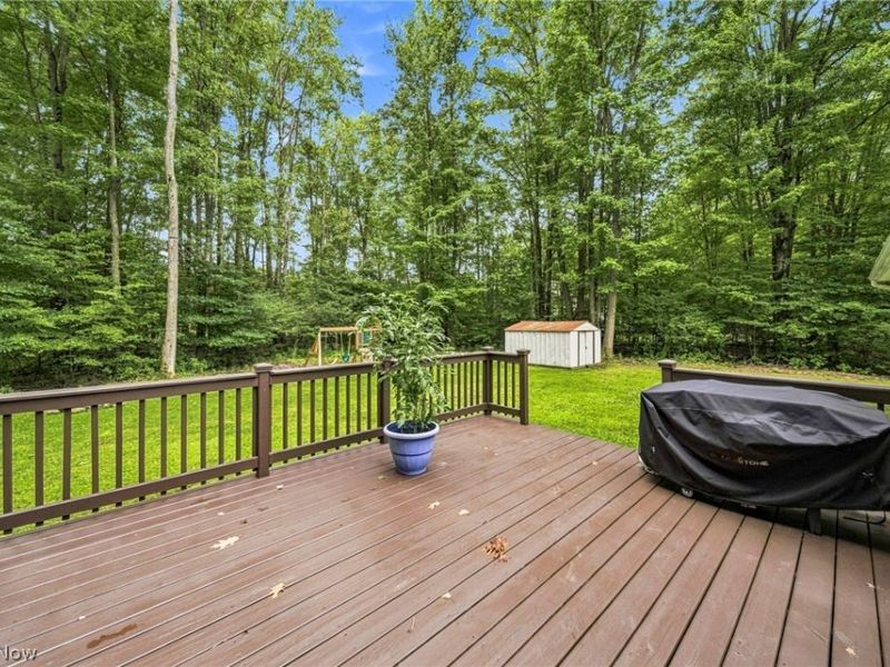 2043 N Park Lane, Roaming Shores, OH 44084 Photo 13