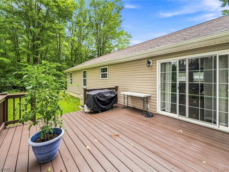 2043 N Park Lane, Roaming Shores, OH 44084 Photo 14