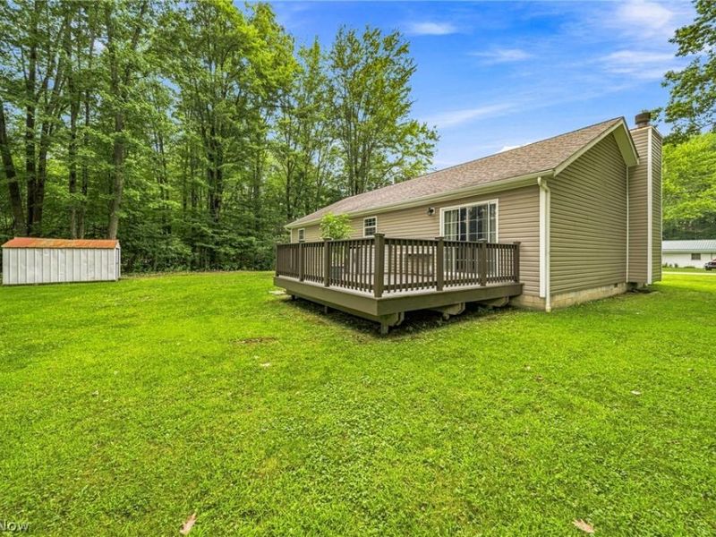 2043 N Park Lane, Roaming Shores, OH 44084 Photo 9