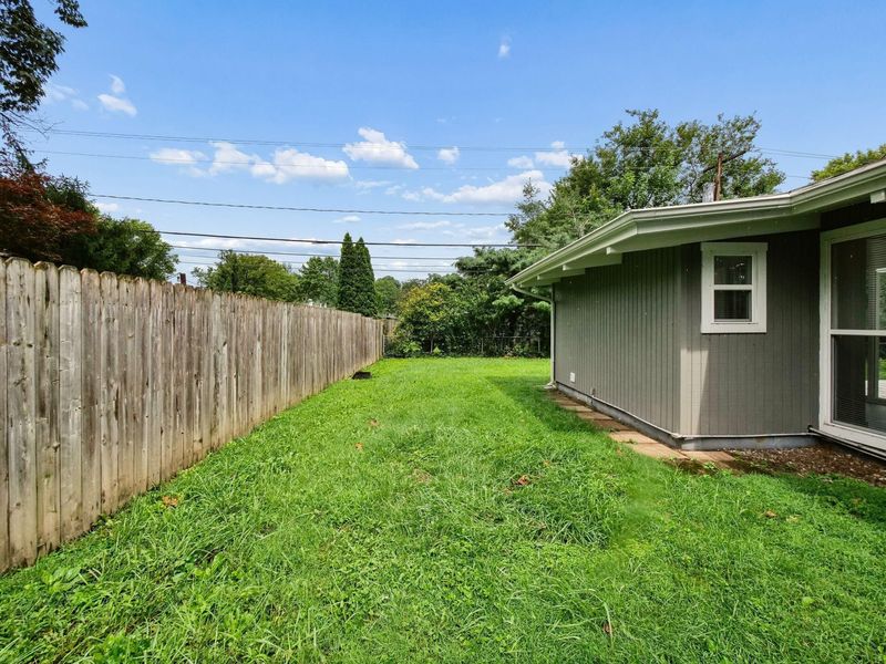 2450 Bristol Road , Columbus, OH 43221 Photo 29