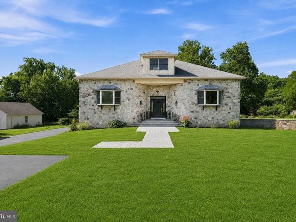 744 NAAMANS ROAD, CLAYMONT, DE 19703