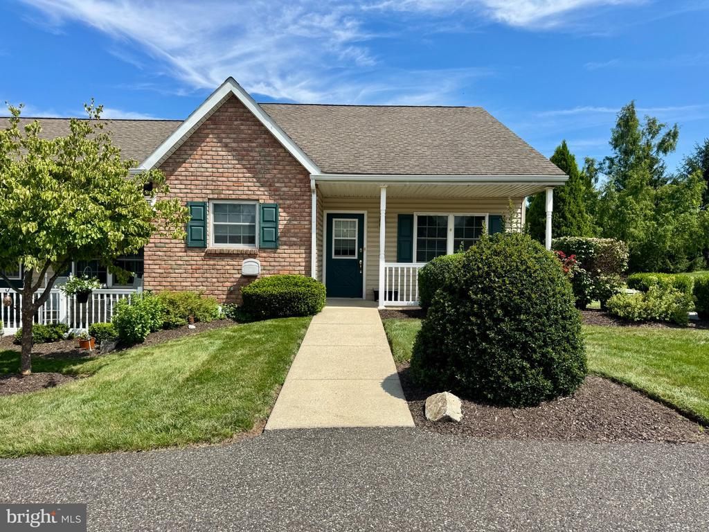 17 LUDWIG LANE , POTTSTOWN, PA 19464