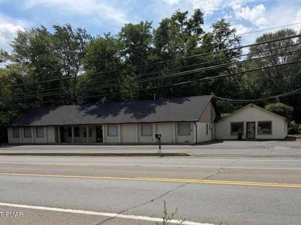 2918 ROUTE 611 , TANNERSVILLE, PA 18372