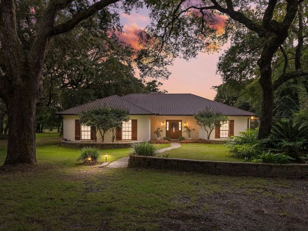 9445 County Road 97, Elberta, AL 36530