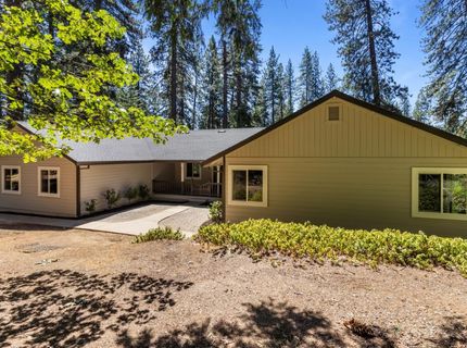 33677 Ridge Rd, Alta, CA 95701 Photo