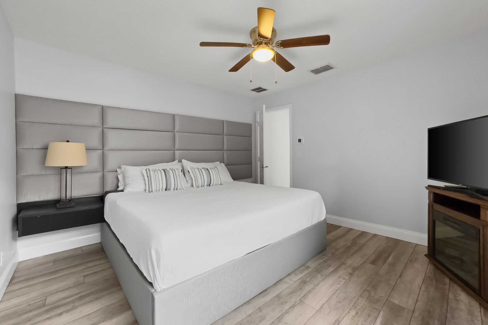 15622 Cypress Park Drive, Wellington, FL 33414 Photo
