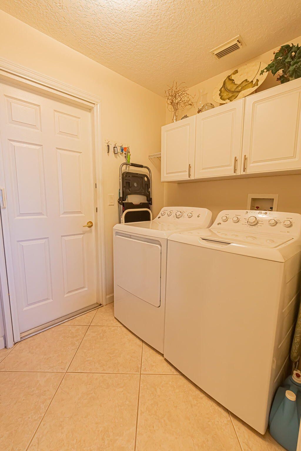 1251 SW Briarwood Drive, Port Saint Lucie, FL 34986 Photo