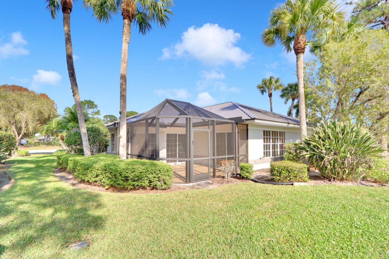 7340 Pine Creek Way, Port Saint Lucie, FL 34986 Photo