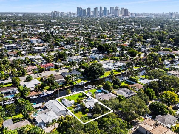 1221 SW 17th Street, Fort Lauderdale, FL 33315