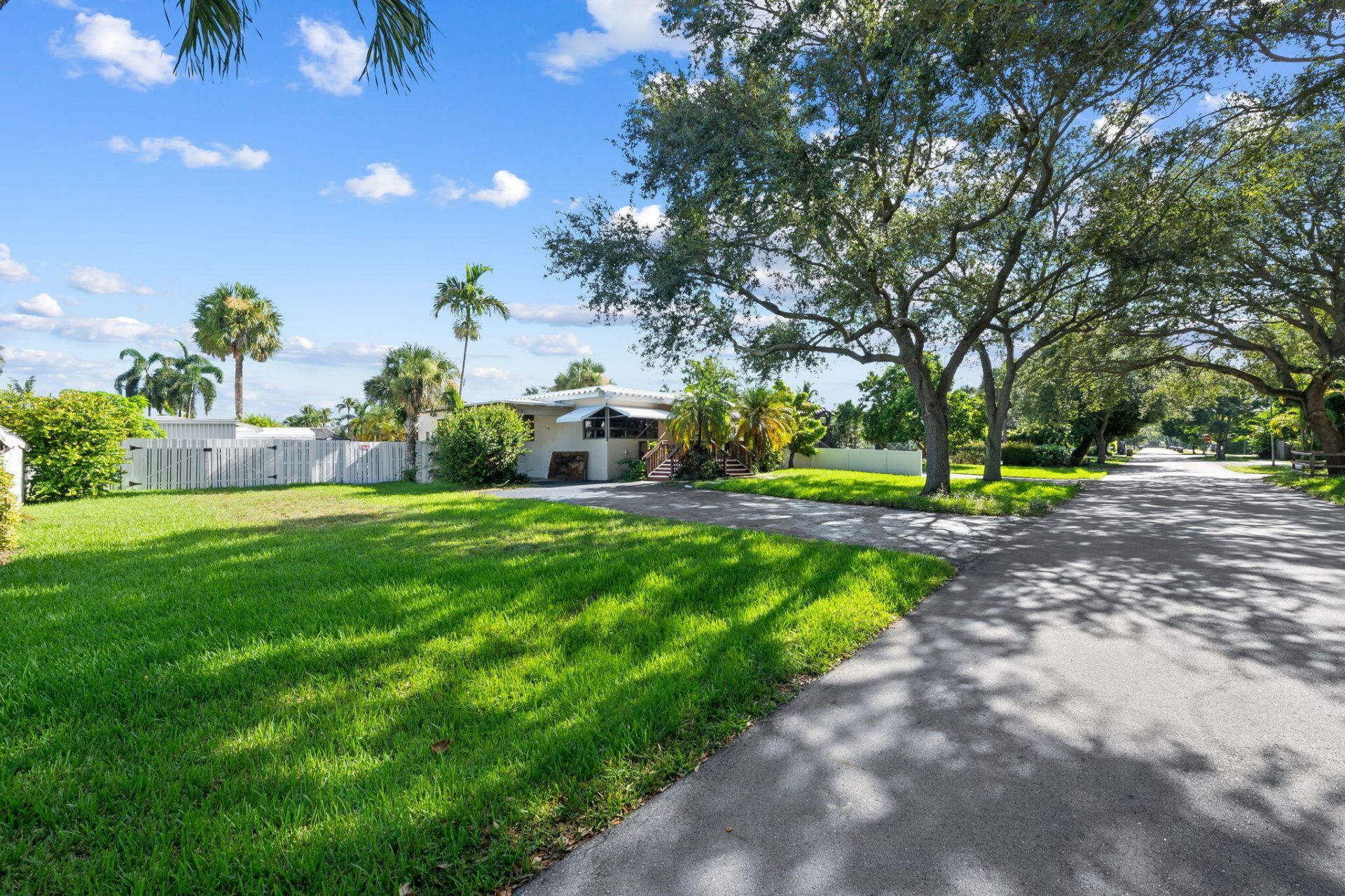 1221 SW 17th Street, Fort Lauderdale, FL 33315 Photo