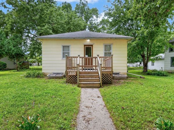 1810 Walnut Street, Granger, IA 50109