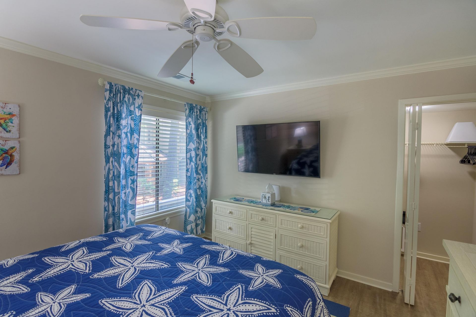 305 Myrtlewood Ct. Photo 32