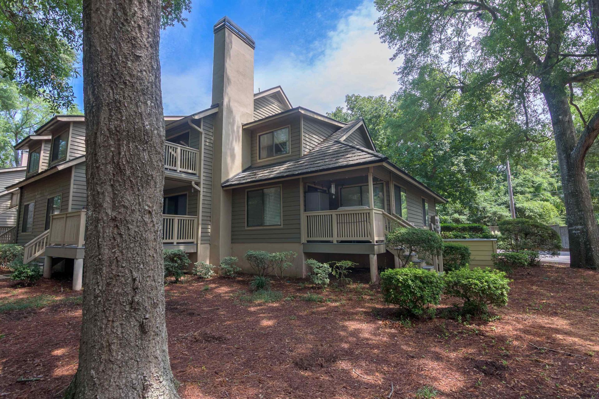 305 Myrtlewood Ct. Photo 5