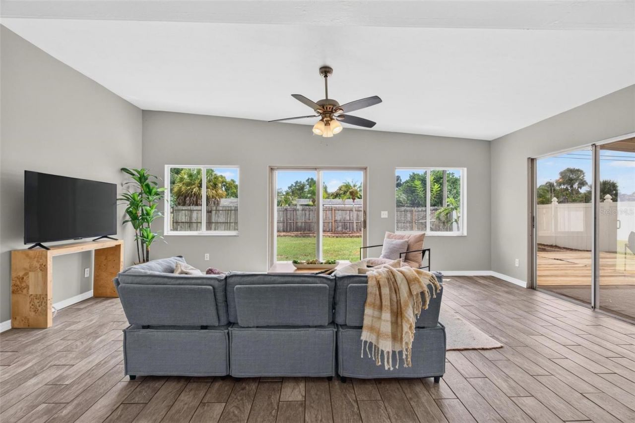 5520 8th Avenue N, Saint Petersburg, FL 33710 Photo