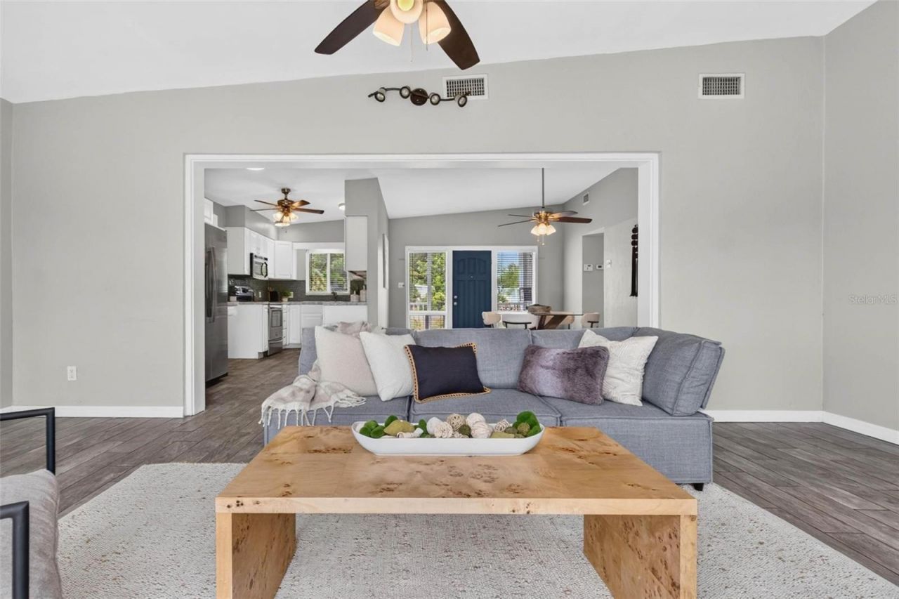 5520 8th Avenue N, Saint Petersburg, FL 33710 Photo