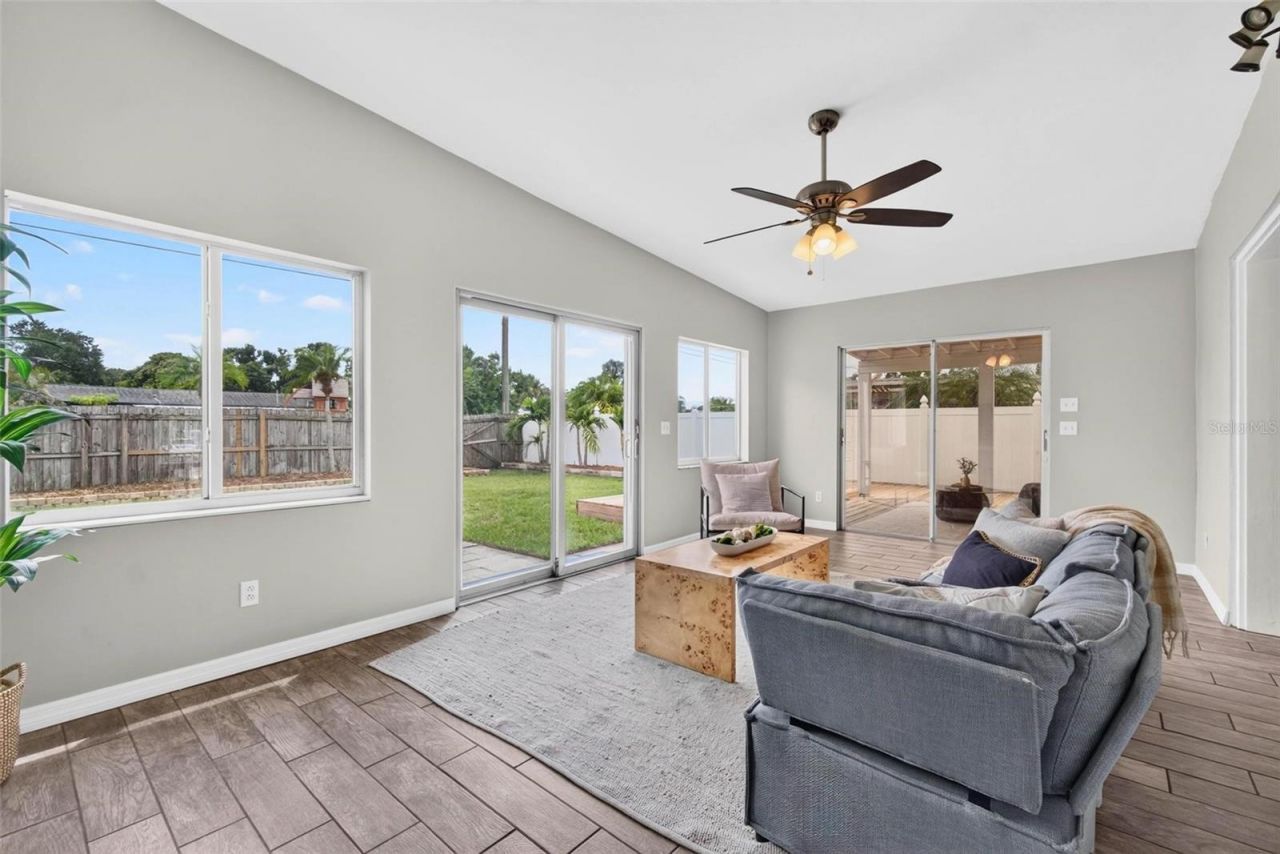 5520 8th Avenue N, Saint Petersburg, FL 33710 Photo
