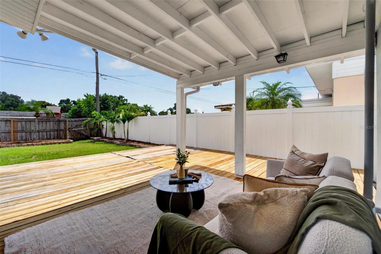 5520 8th Avenue N, Saint Petersburg, FL 33710 Photo