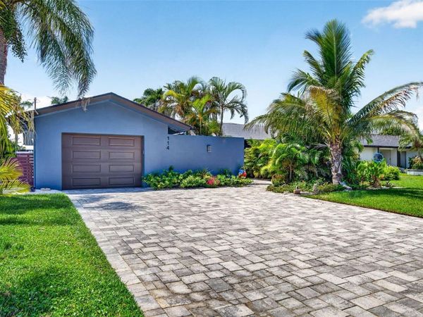 114 12TH STREET , BELLEAIR BEACH, FL 33786