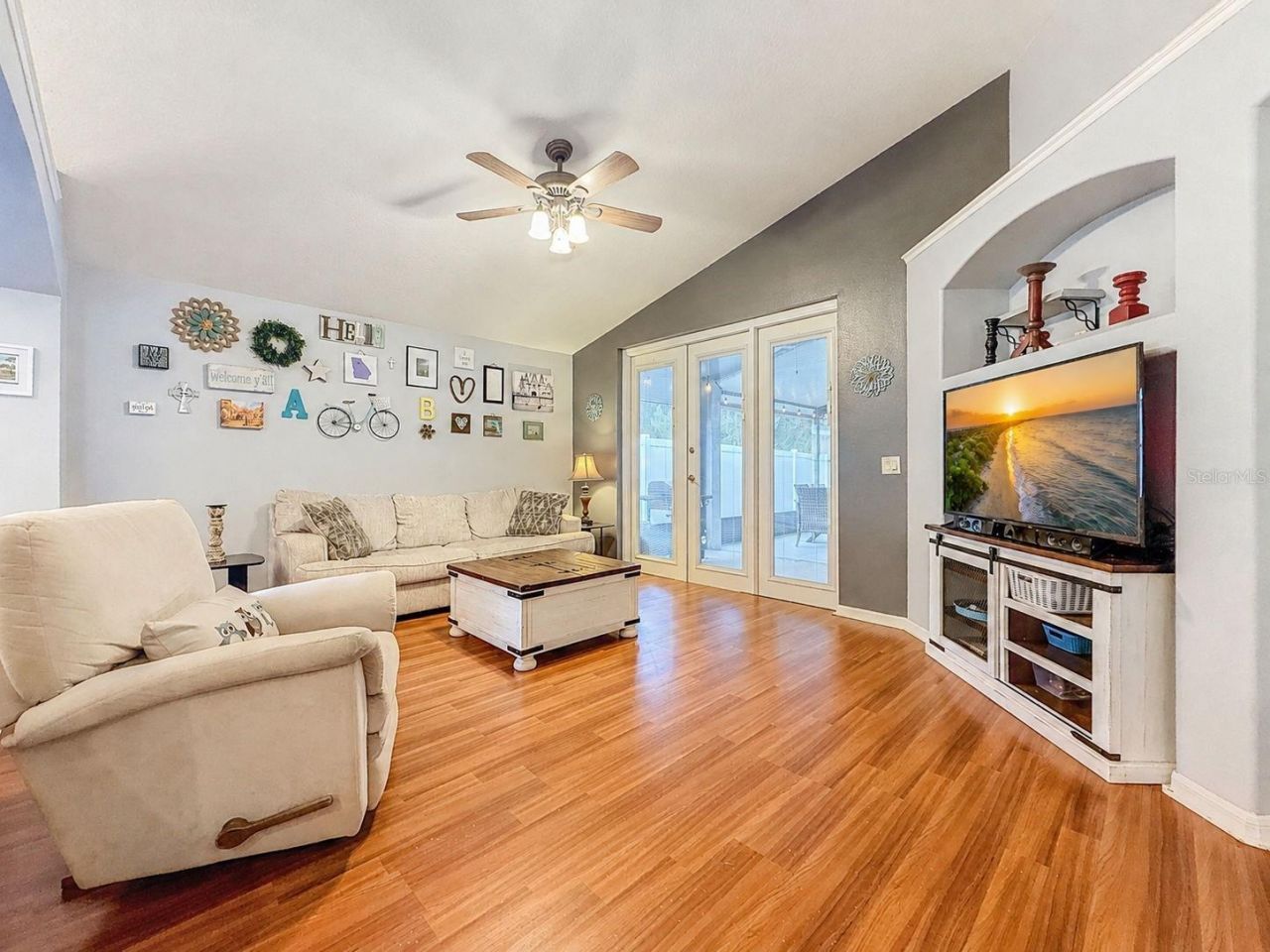 5720 Hawklake Rd , Lithia, FL 33547 Photo