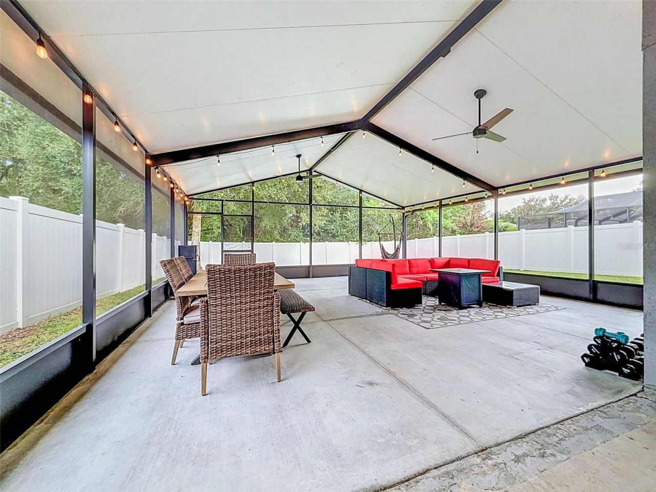 5720 Hawklake Rd , Lithia, FL 33547 Photo