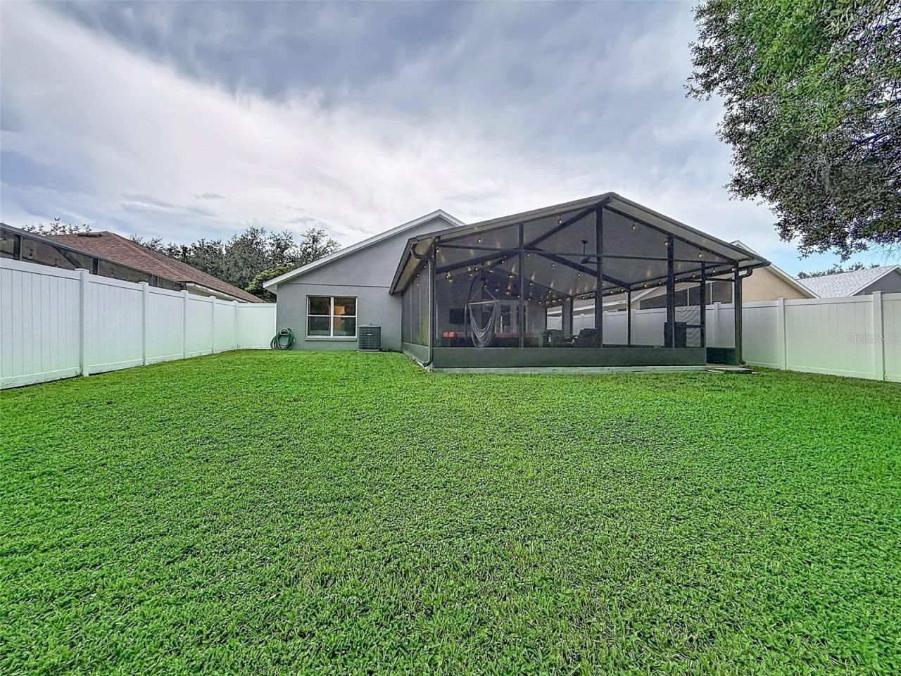 5720 Hawklake Rd , Lithia, FL 33547 Photo