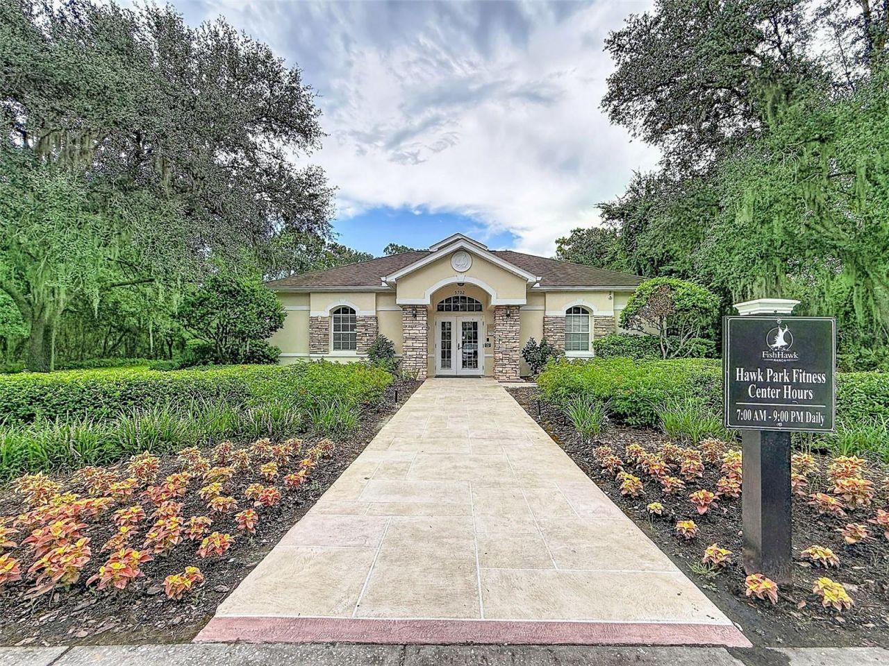 5720 Hawklake Rd , Lithia, FL 33547 Photo