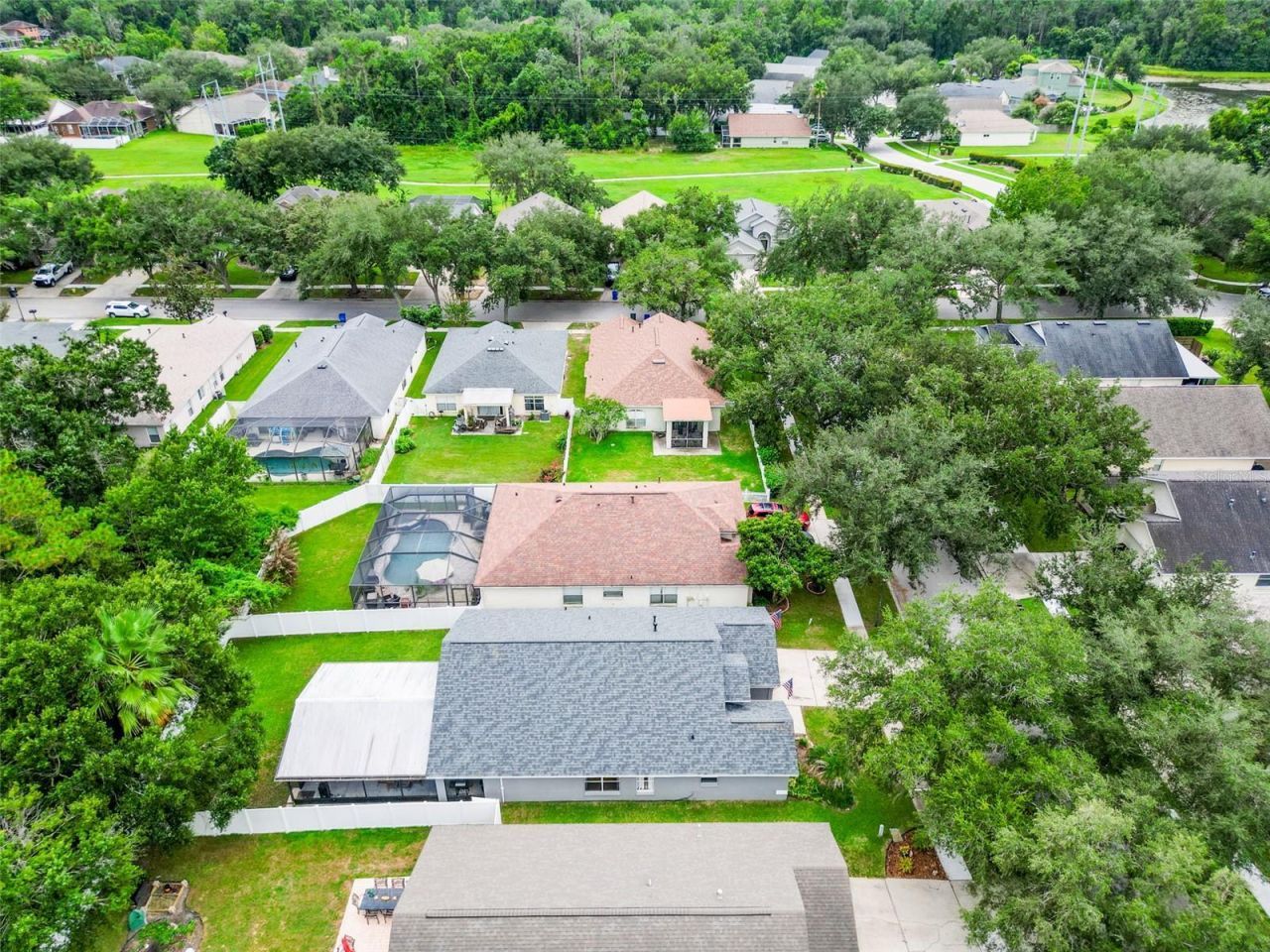 5720 Hawklake Rd , Lithia, FL 33547 Photo
