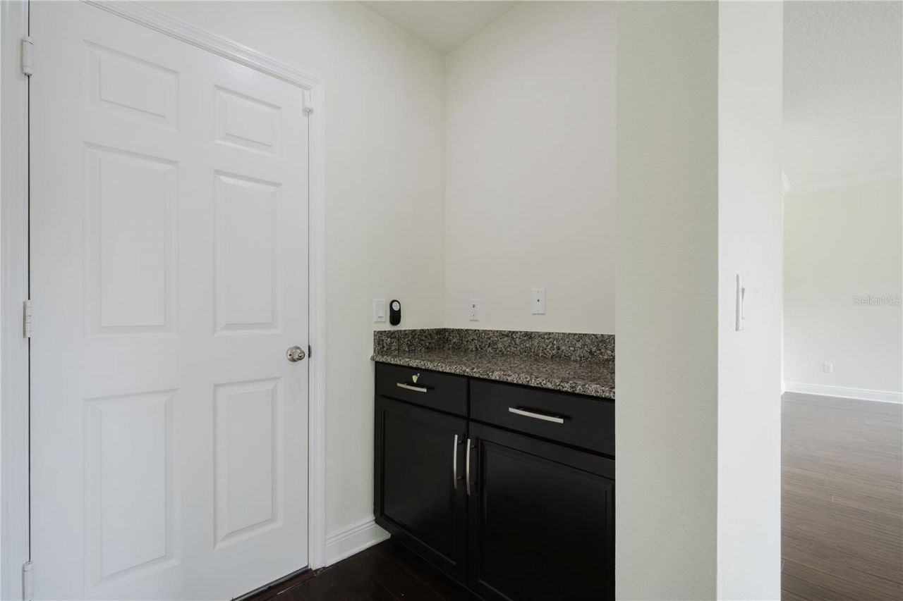 9072 Overlook Pass Drive, Windermere, FL 34786 Photo