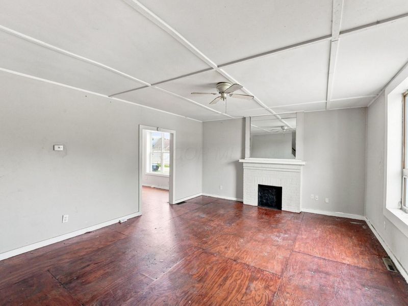 879 Sullivant Avenue , Columbus, OH 43223 Photo 6