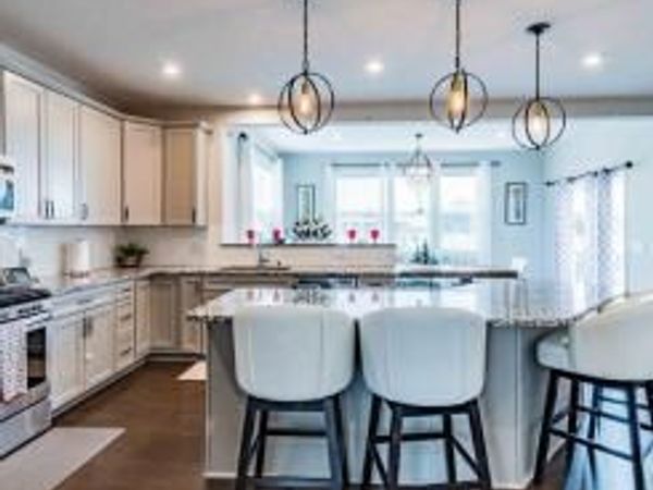 18468 70th Avenue N, Maple Grove, MN 55311