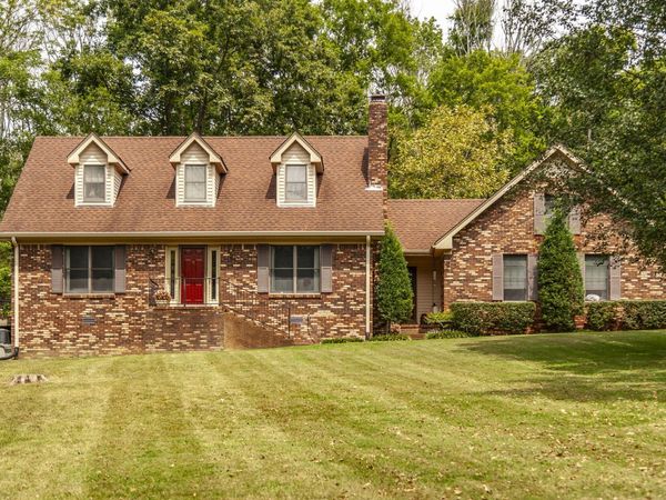 1311 Deer Run, Gallatin, TN 37066