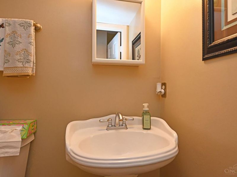 12012 Cantrell Drive, Springdale, OH 45246 Photo 23