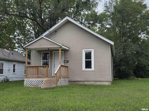 2330 W ANTOINETTE Street, Peoria, IL 61605