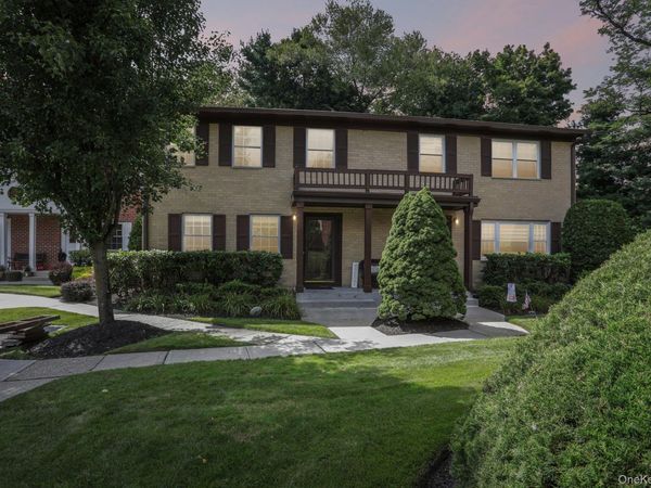414 Pawnee Court, Suffern, NY 10901