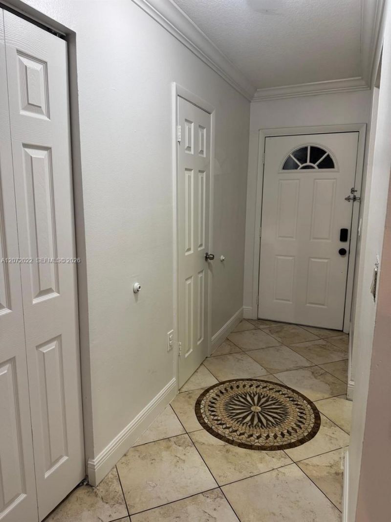 10851 SW 6th St , Unit 5, Sweetwater, FL 33174 Photo