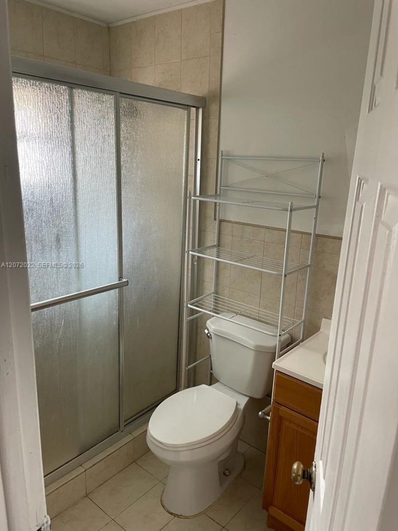 10851 SW 6th St , Unit 5, Sweetwater, FL 33174 Photo