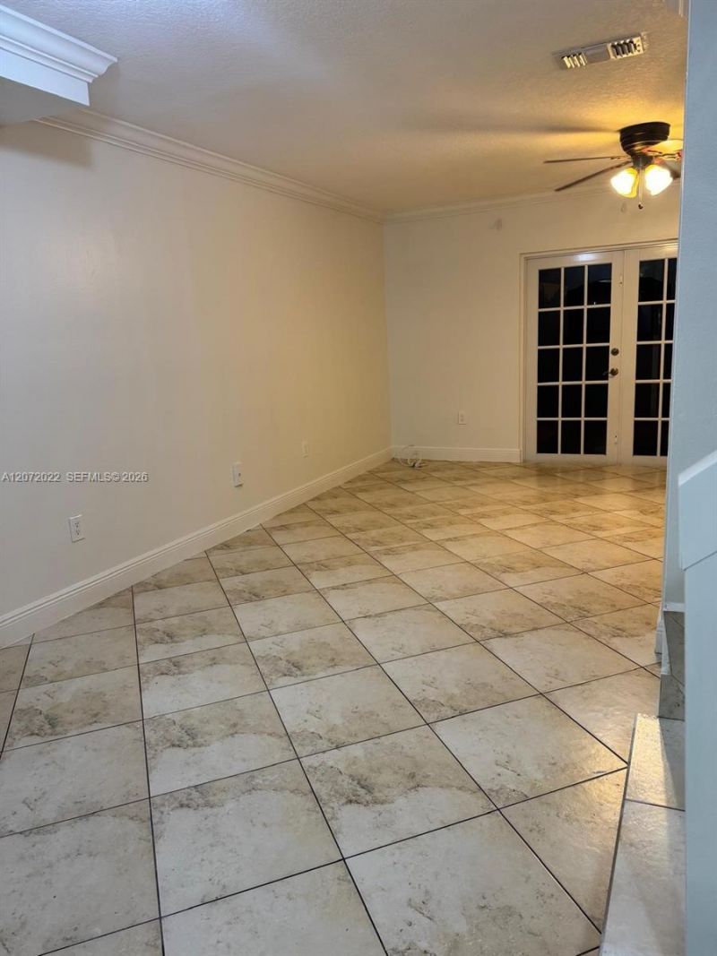 10851 SW 6th St , Unit 5, Sweetwater, FL 33174 Photo