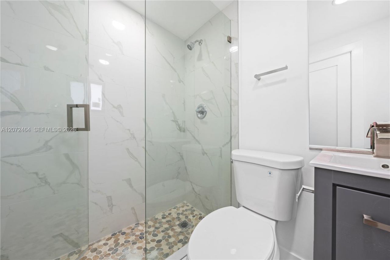 1014 W 66th St , Hialeah, FL 33012 Photo
