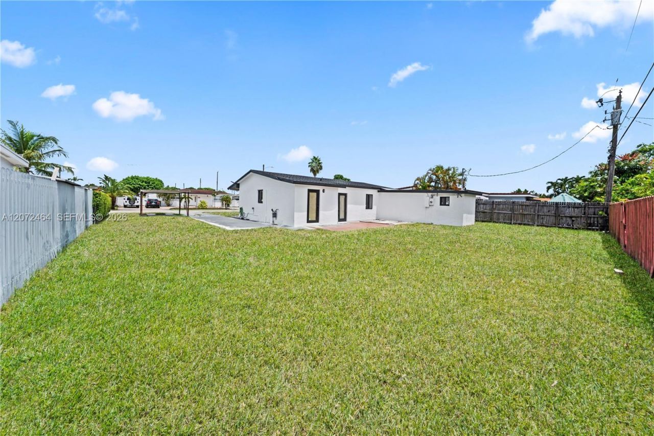1014 W 66th St , Hialeah, FL 33012 Photo