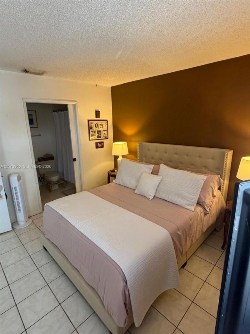 Please Call For Address, Unit 902-9, Miami, FL 33193 Photo