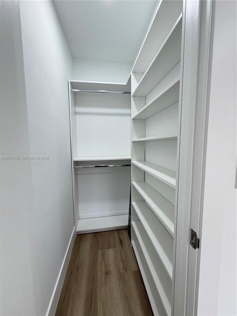 311 SW 27th Ave , Unit 317, Miami, FL 33135 Photo