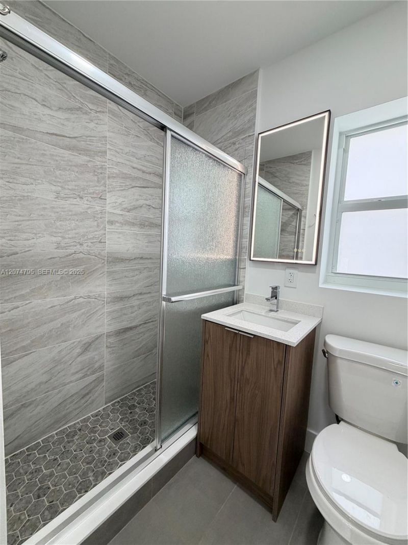 311 SW 27th Ave , Unit 317, Miami, FL 33135 Photo