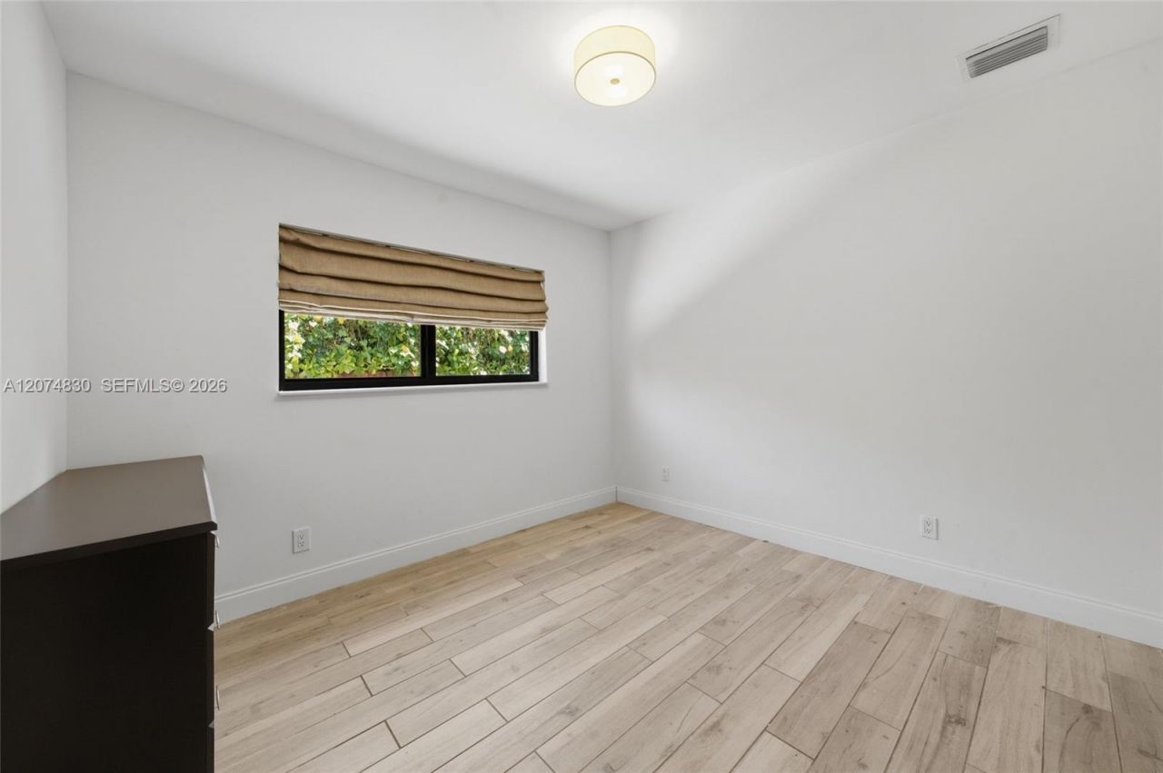 12025 NE 5th Ave , Unit 12025, Biscayne Park, FL 33161 Photo