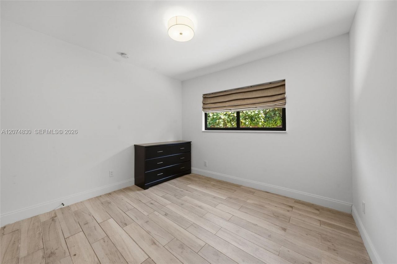 12025 NE 5th Ave , Unit 12025, Biscayne Park, FL 33161 Photo