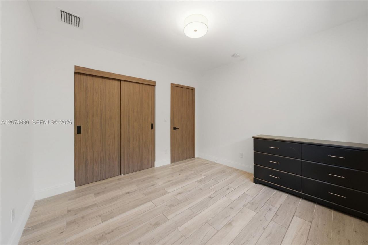 12025 NE 5th Ave , Unit 12025, Biscayne Park, FL 33161 Photo