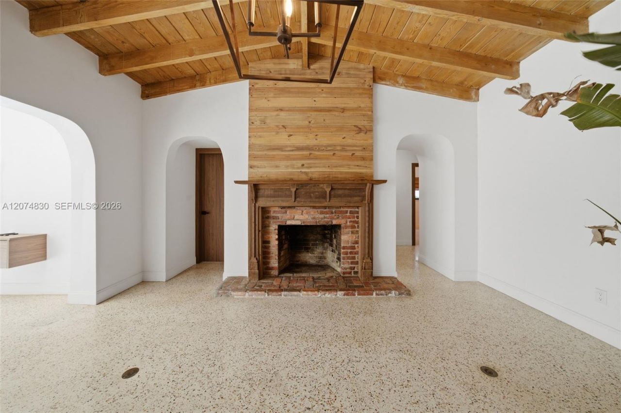 12025 NE 5th Ave , Unit 12025, Biscayne Park, FL 33161 Photo